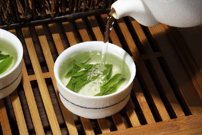 Does Green Tea Stain Your Teeth? Exploring the Facts