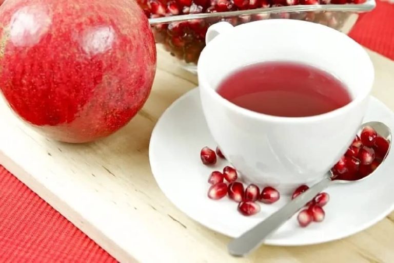 Unlocking the Health Potential: Exploring the Benefits of Pomegranate Green Tea